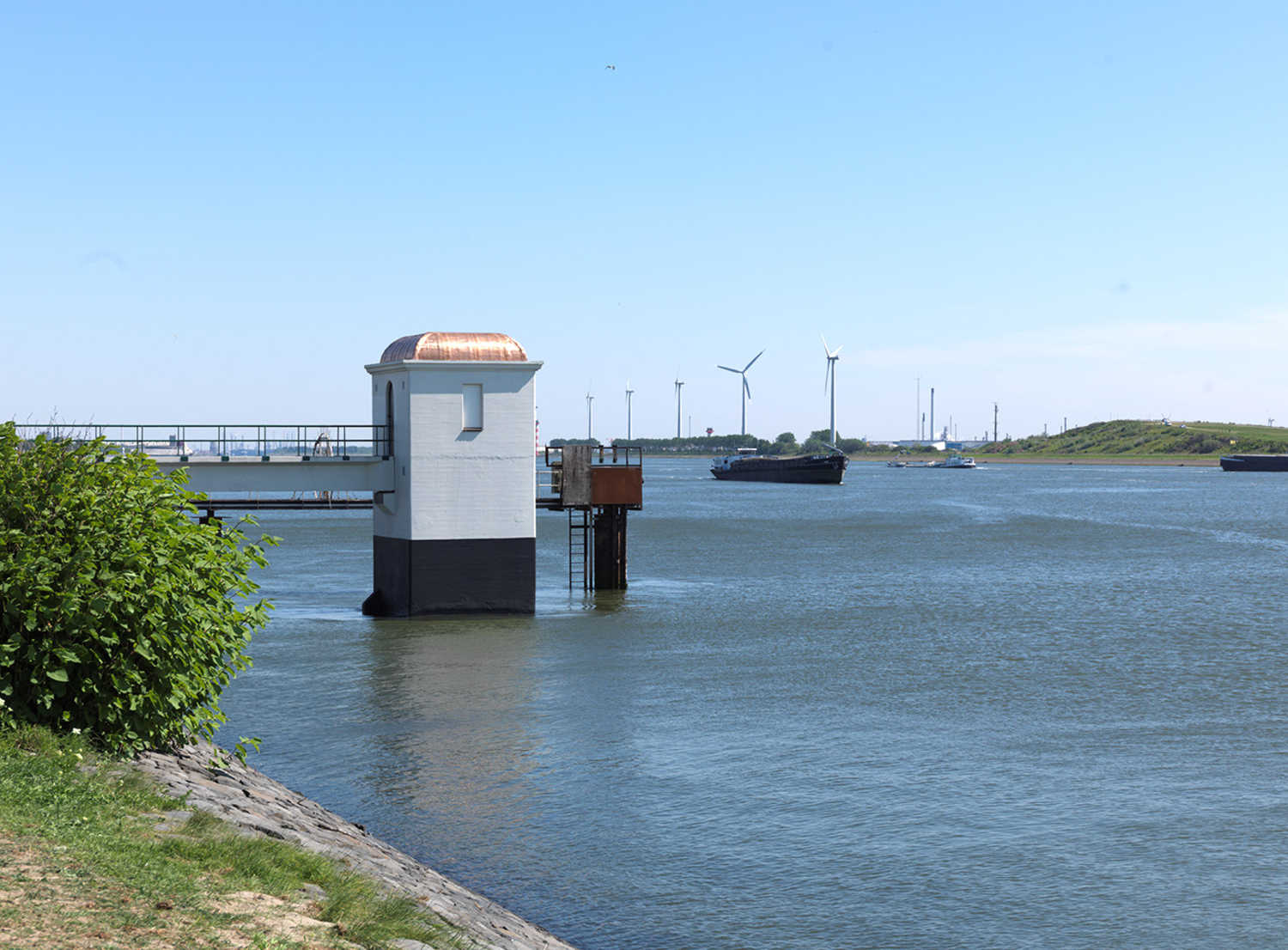 Marcel de Hoog_Peilschaal_1073830490